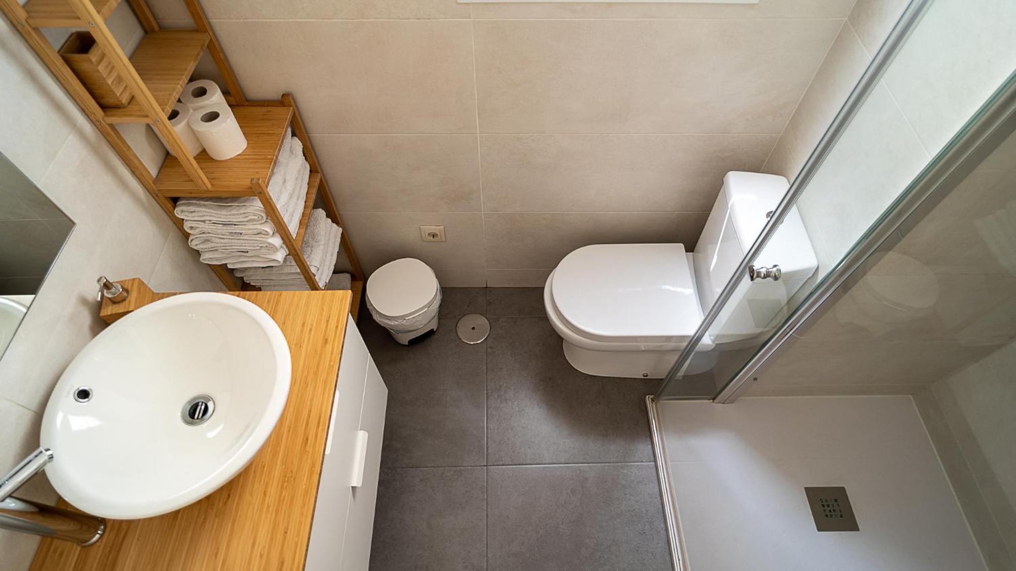 Apartamento Piso Moderno Y Tranquilo En El Centro Con Terraza - Pecha Granada